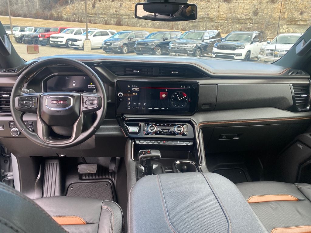 2025 GMC Sierra 1500 AT4