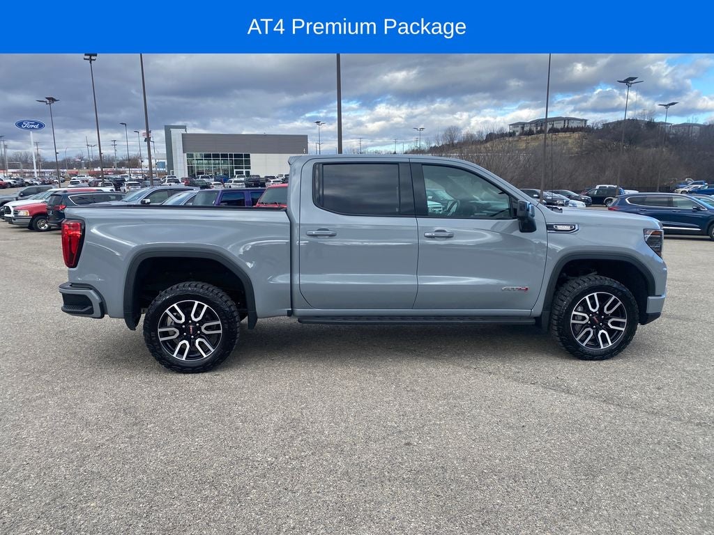 2025 GMC Sierra 1500 AT4