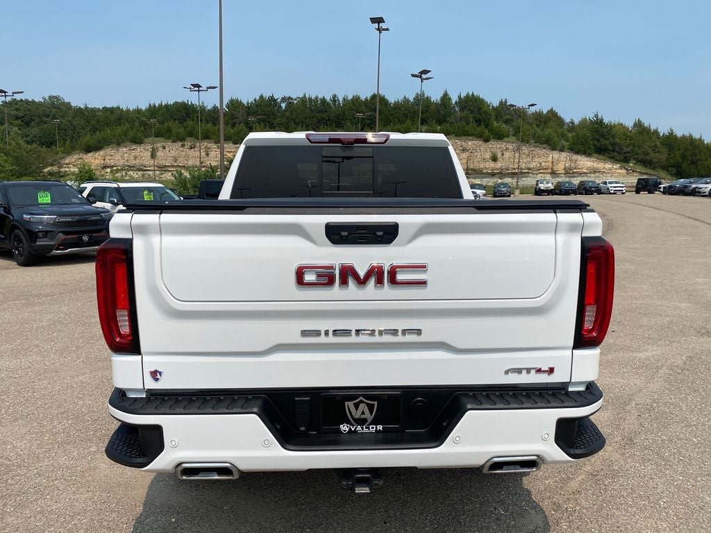 2025 GMC Sierra 1500 4WD Crew Cab Short Box AT4