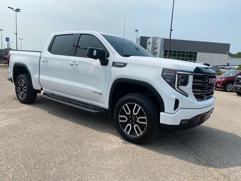 2025 GMC Sierra 1500 4WD Crew Cab Short Box AT4