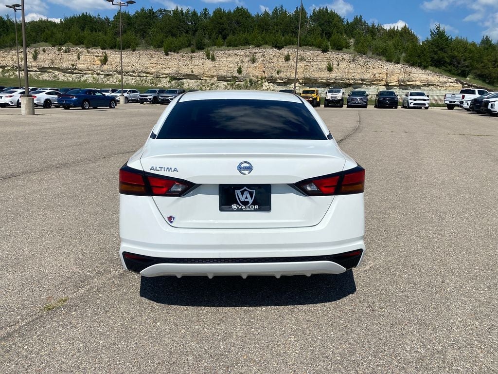 2022 Nissan Altima S FWD