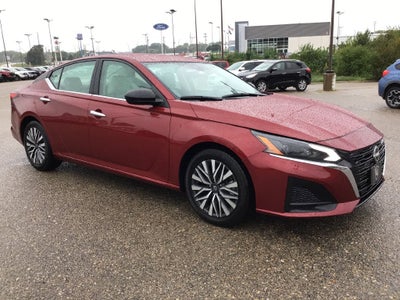 2025 Nissan Altima SV FWD