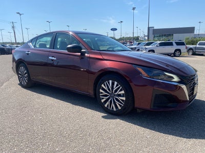 2025 Nissan Altima SV FWD