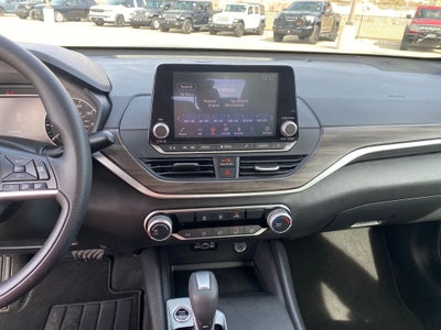 2025 Nissan Altima SV FWD