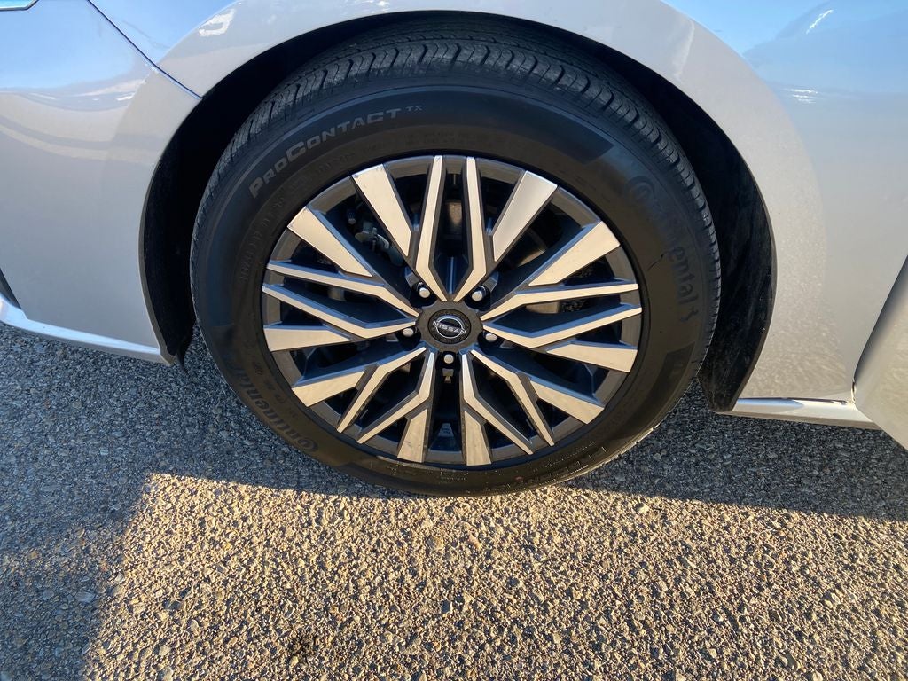 2024 Nissan Altima SV FWD