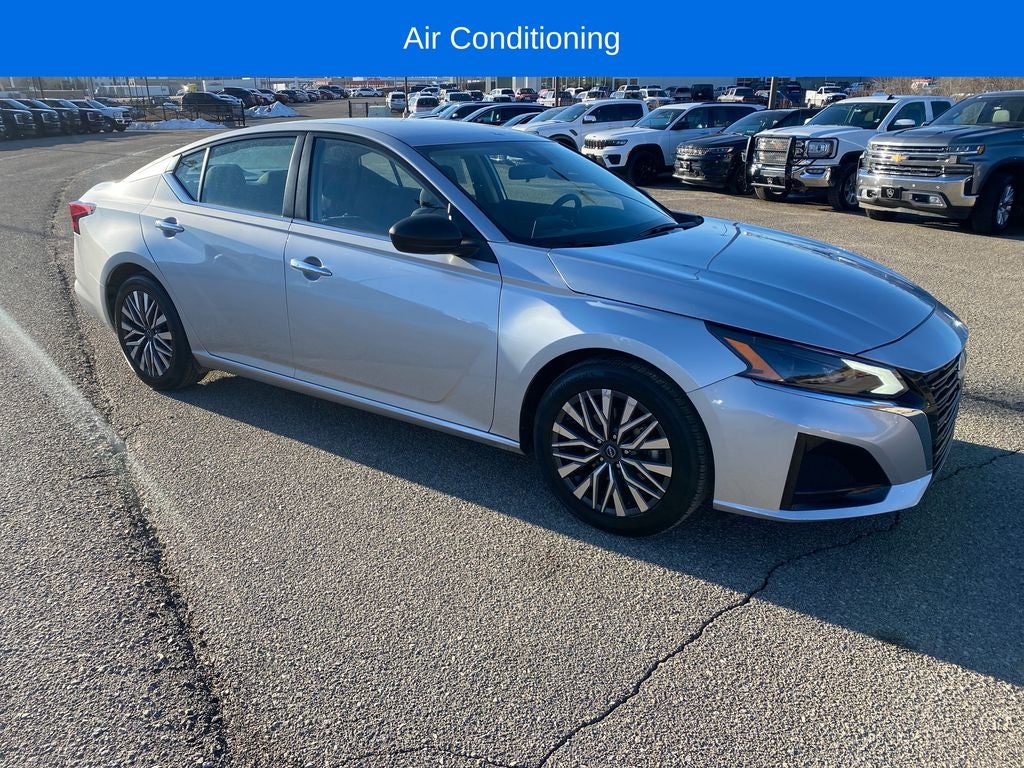 2024 Nissan Altima SV FWD