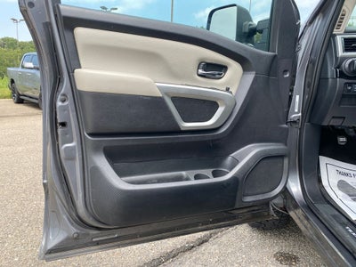 2021 Nissan TITAN Crew Cab SV 4x4