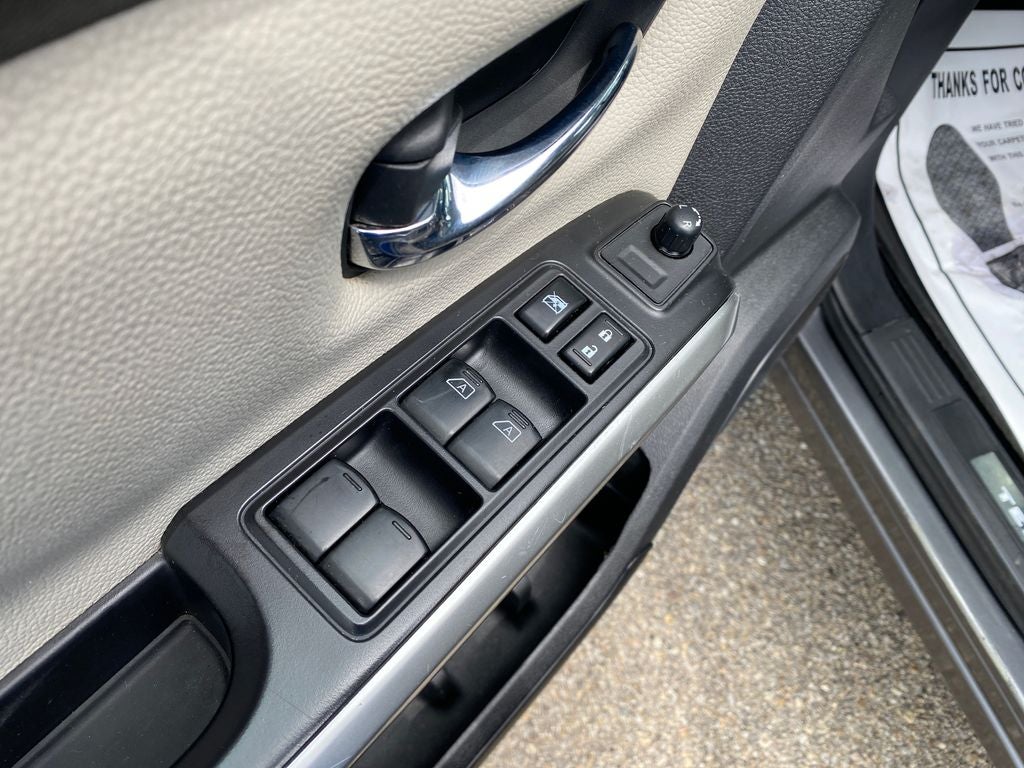 2021 Nissan TITAN Crew Cab SV 4x4