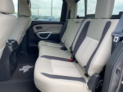 2021 Nissan TITAN Crew Cab SV 4x4