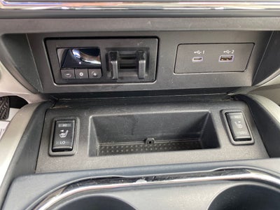 2021 Nissan TITAN Crew Cab SV 4x4
