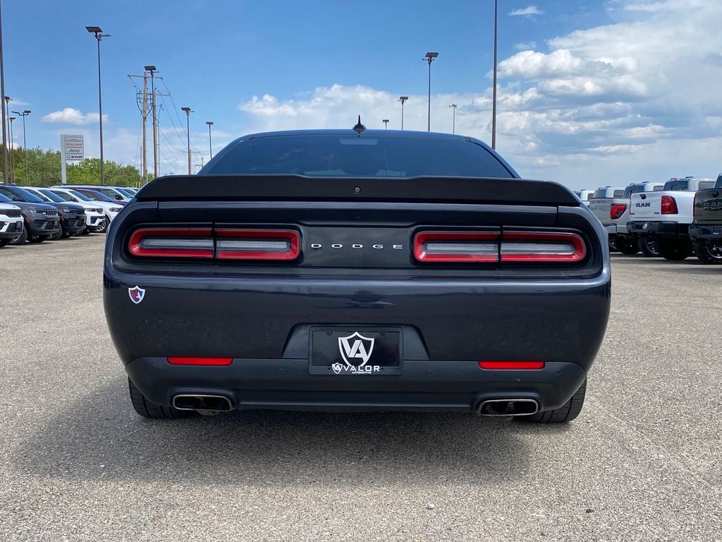 2018 Dodge Challenger SXT Plus
