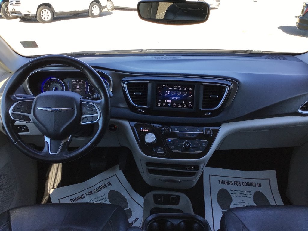 2020 Chrysler Pacifica Touring L