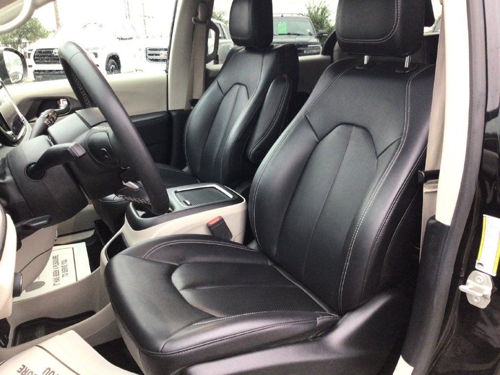 2024 Chrysler Pacífica Híbrido Select