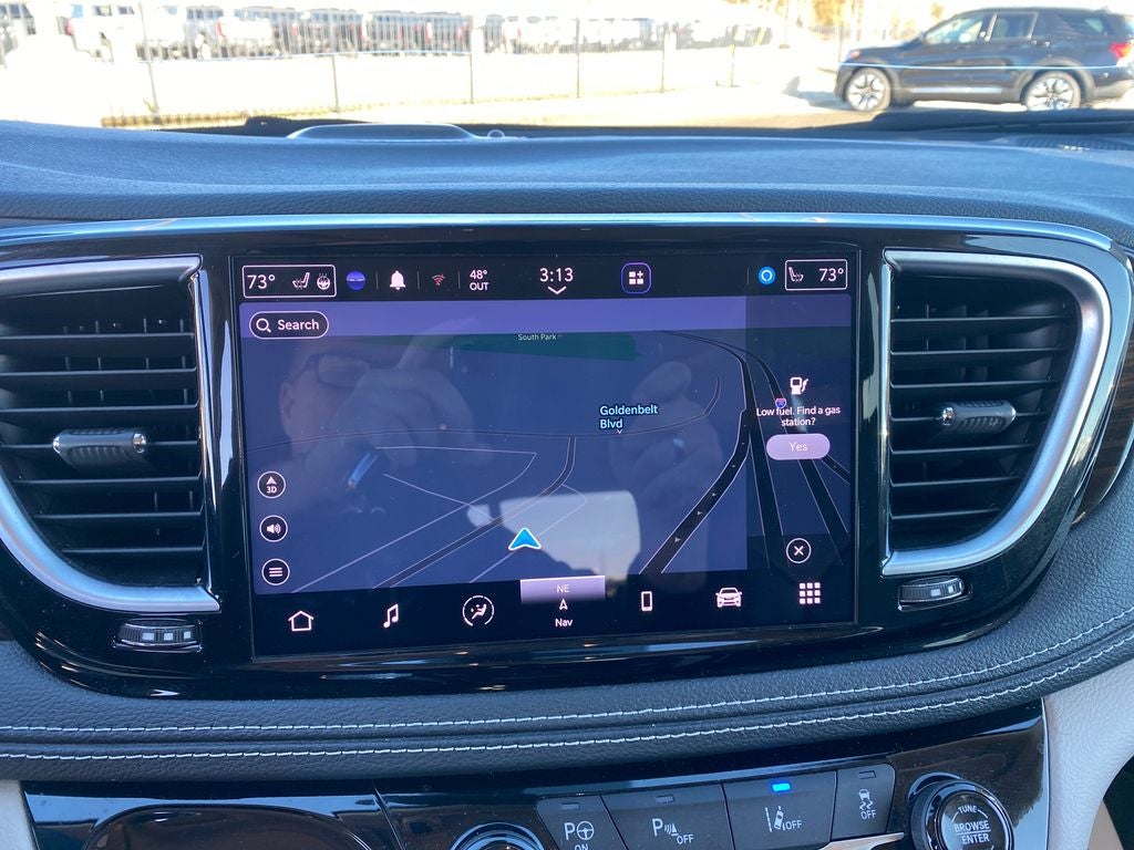 2023 Chrysler Pacifica Hybrid Limited