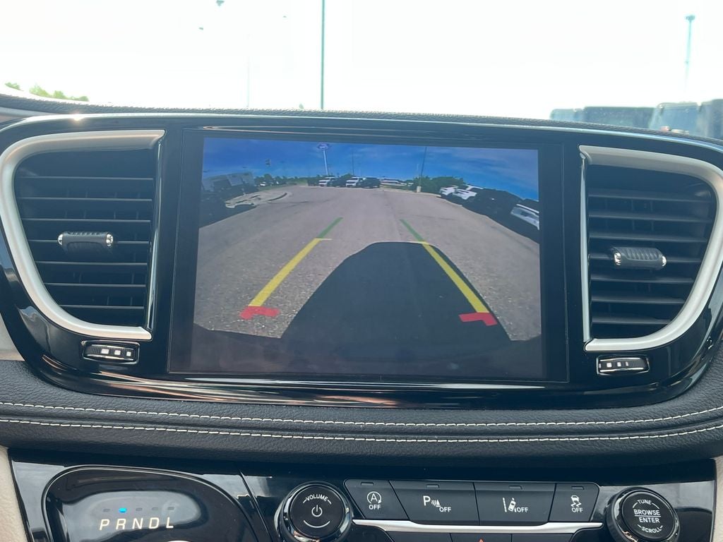 2022 Chrysler Pacifica Touring L AWD