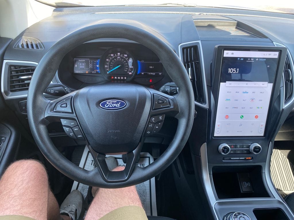 2022 Ford Edge SE