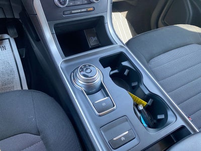 2022 Ford Edge SE