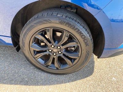 2022 Ford Edge SE