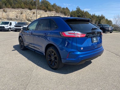 2022 Ford Edge SE