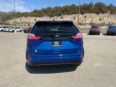 2022 Ford Edge SE