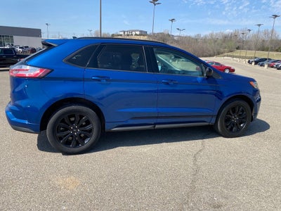 2022 Ford Edge SE