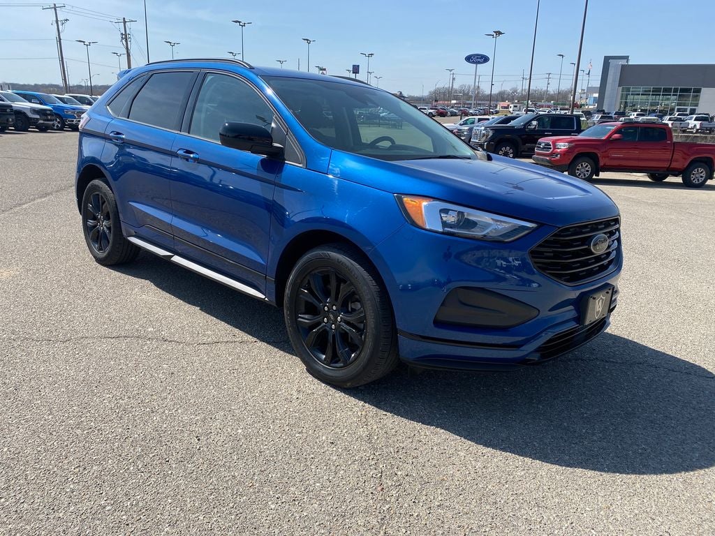 2022 Ford Edge SE