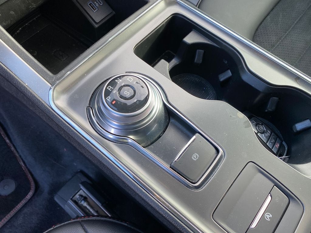 2022 Ford Edge ST-Line