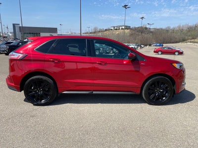 2022 Ford Edge ST-Line
