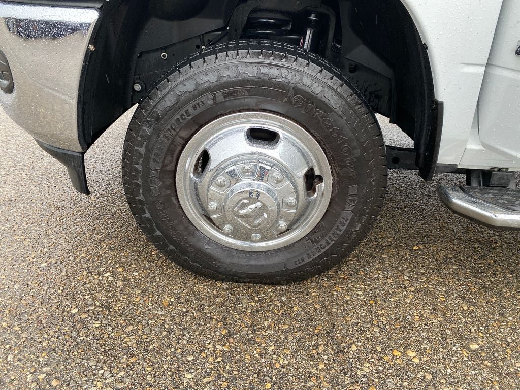 2024 RAM 3500 Big Horn Crew Cab 4x4 8' Box
