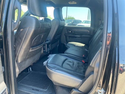 2022 RAM 3500 Limited Crew Cab 4x4 8' Box