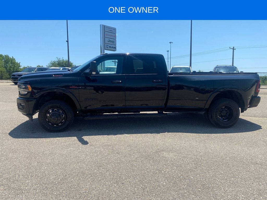 2022 RAM 3500 Limited Crew Cab 4x4 8' Box
