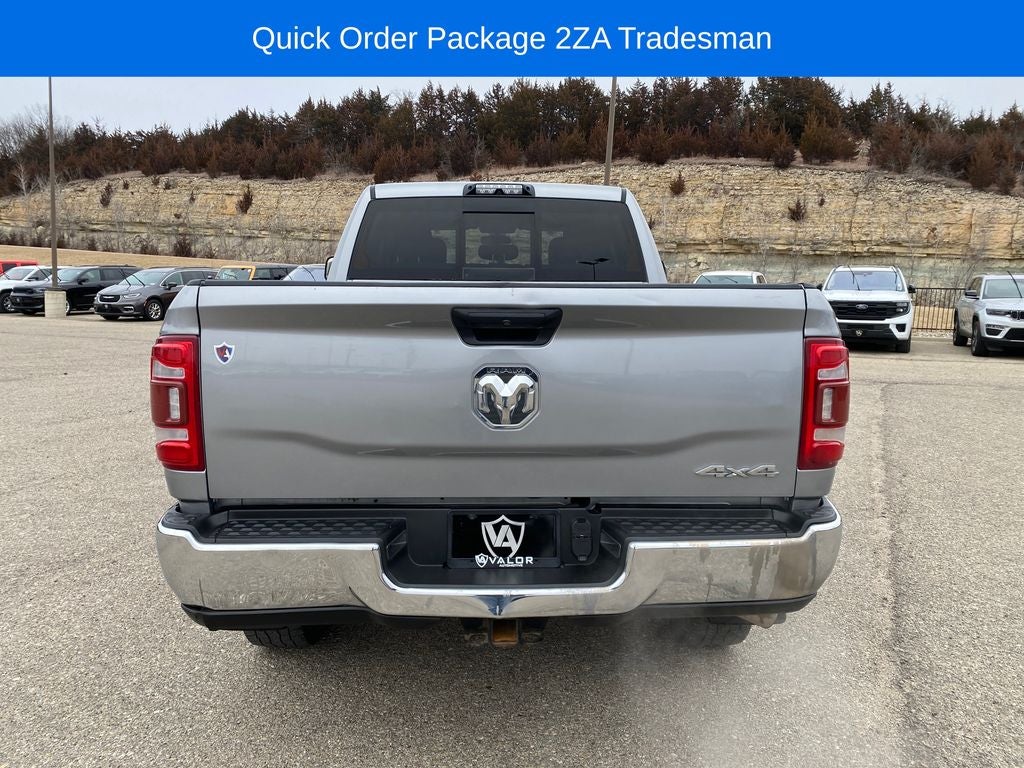 2020 RAM 2500 Tradesman Crew Cab 4X4 6'4' Box