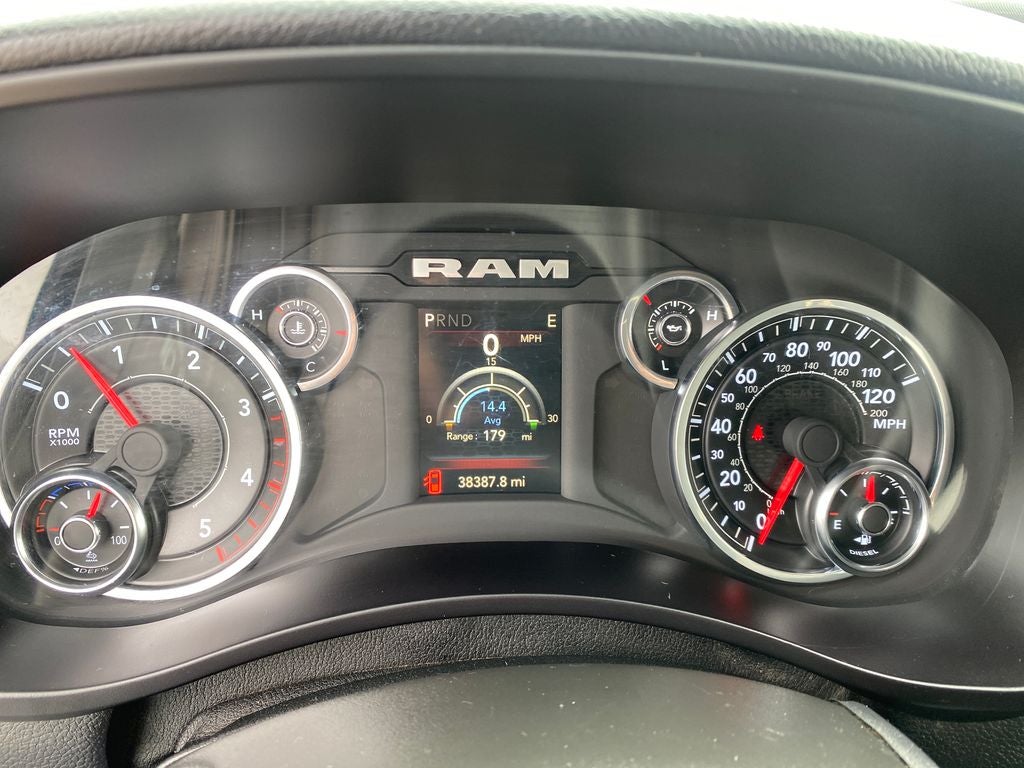 2024 RAM 2500 Big Horn Crew Cab 4x4 6'4' Box