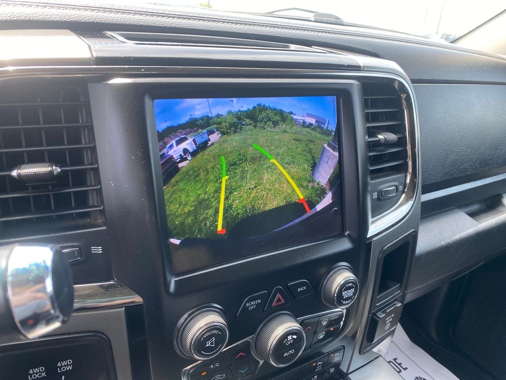 2018 RAM 2500 Laramie Crew Cab 4x4 6'4' Box