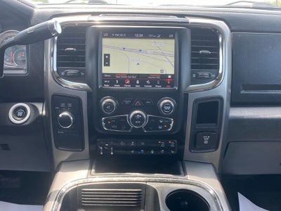 2018 RAM 2500 Laramie Crew Cab 4x4 6'4' Box