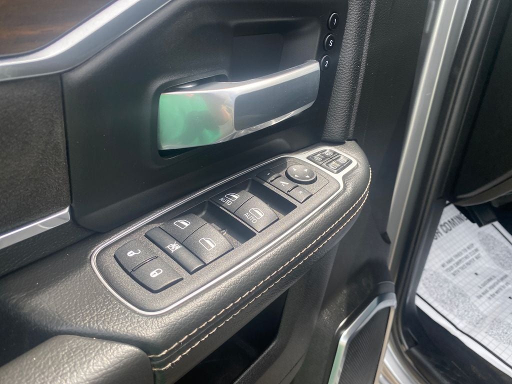 2024 RAM 2500 Laramie Crew Cab 4x4 6'4' Box
