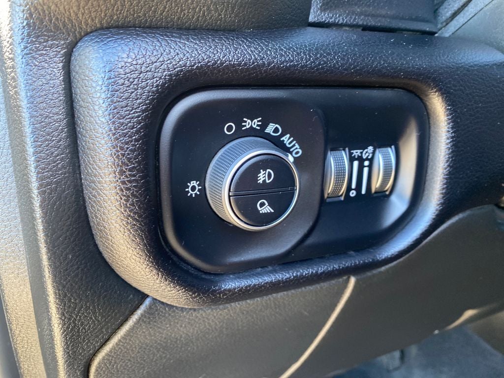 2024 RAM 2500 Laramie Crew Cab 4x4 6'4' Box