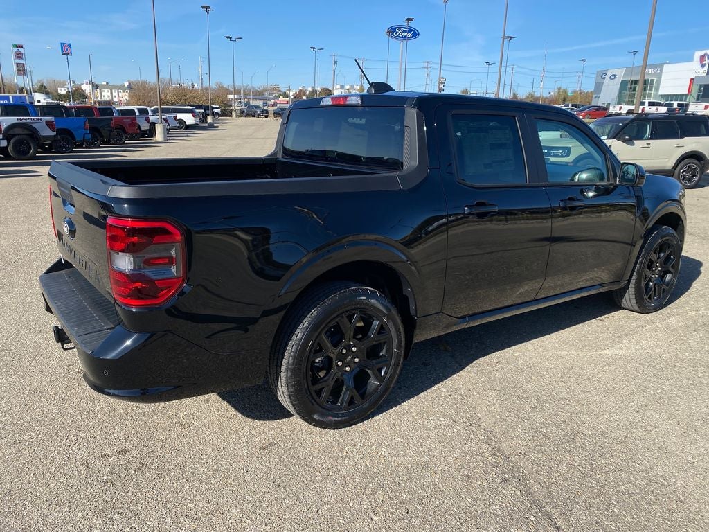 2025 Ford Maverick Lobo Standard