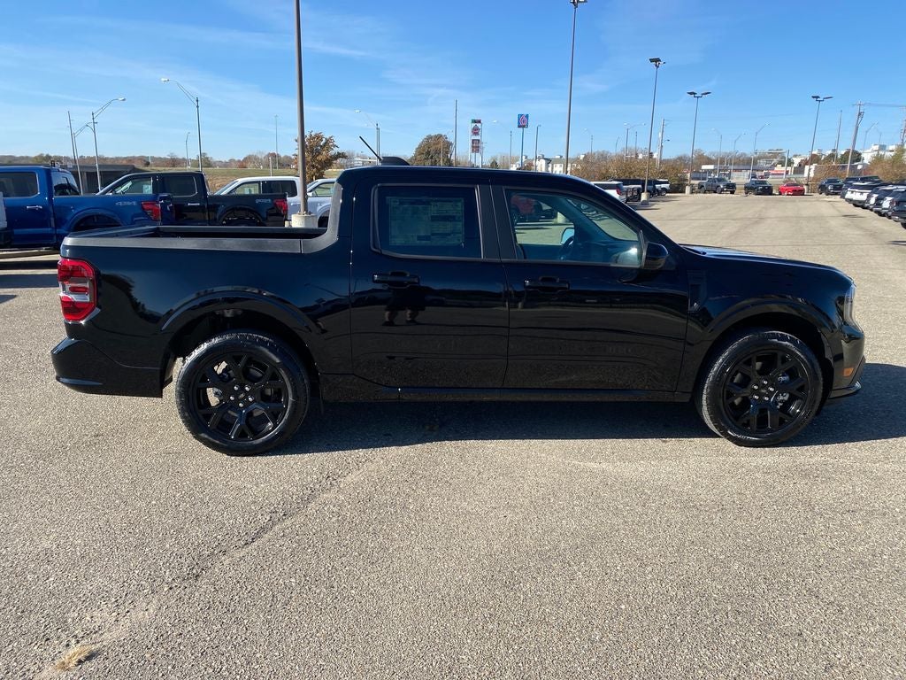 2025 Ford Maverick Lobo Standard