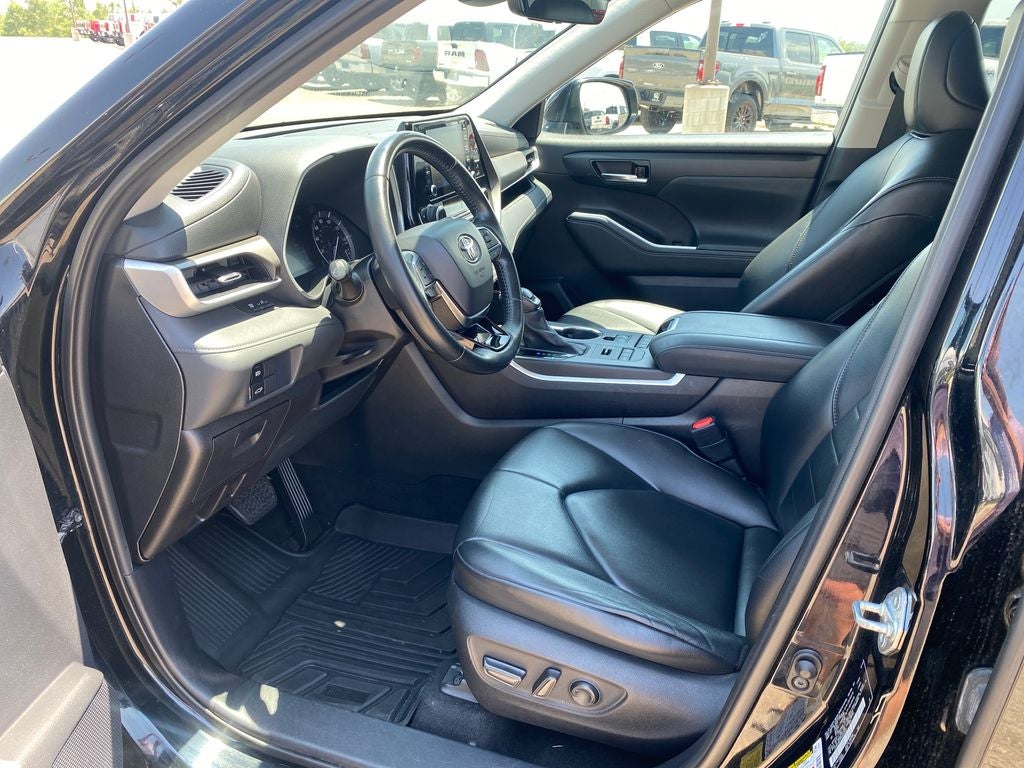 2021 Toyota Highlander XLE