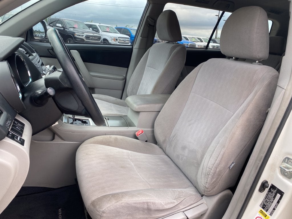 2012 Toyota Highlander Base