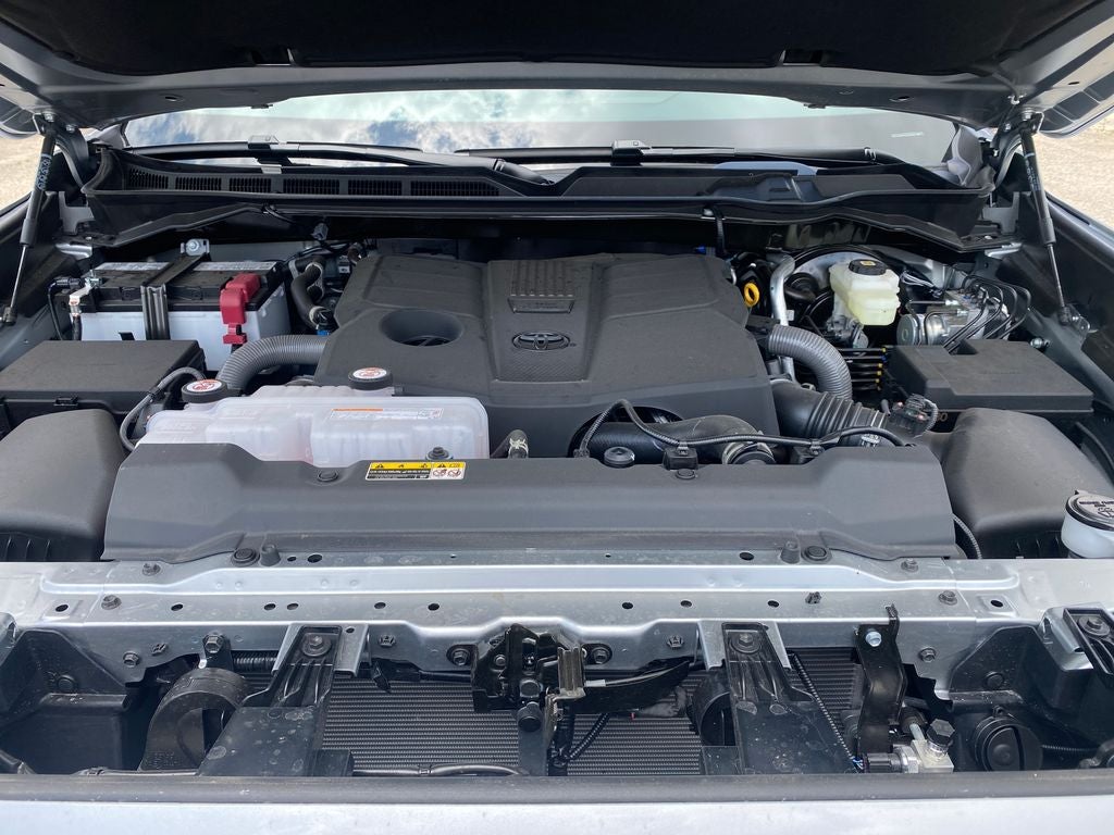 2026 Toyota Tundra SR5 CrewMax 5.5' Bed
