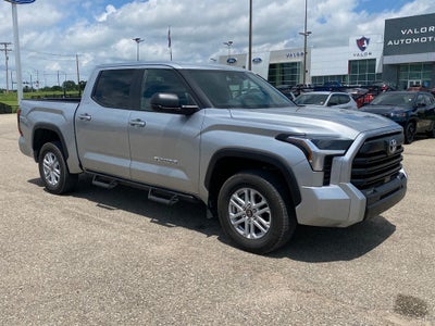 2026 Toyota Tundra SR5 CrewMax 5.5' Bed