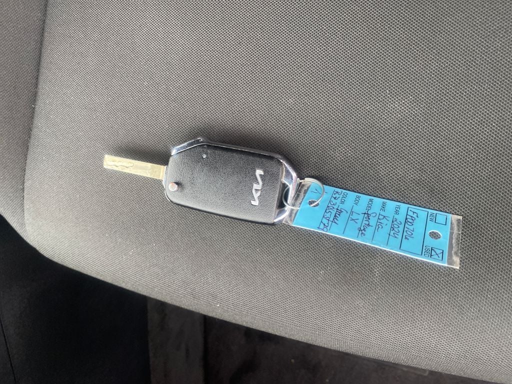 2024 Kia Sportage LX