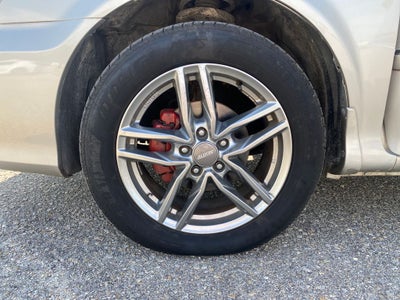 2005 Kia Sedona LX