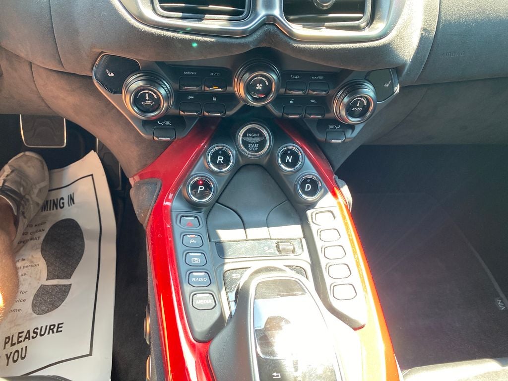 2019 Aston Martin Vantage Base